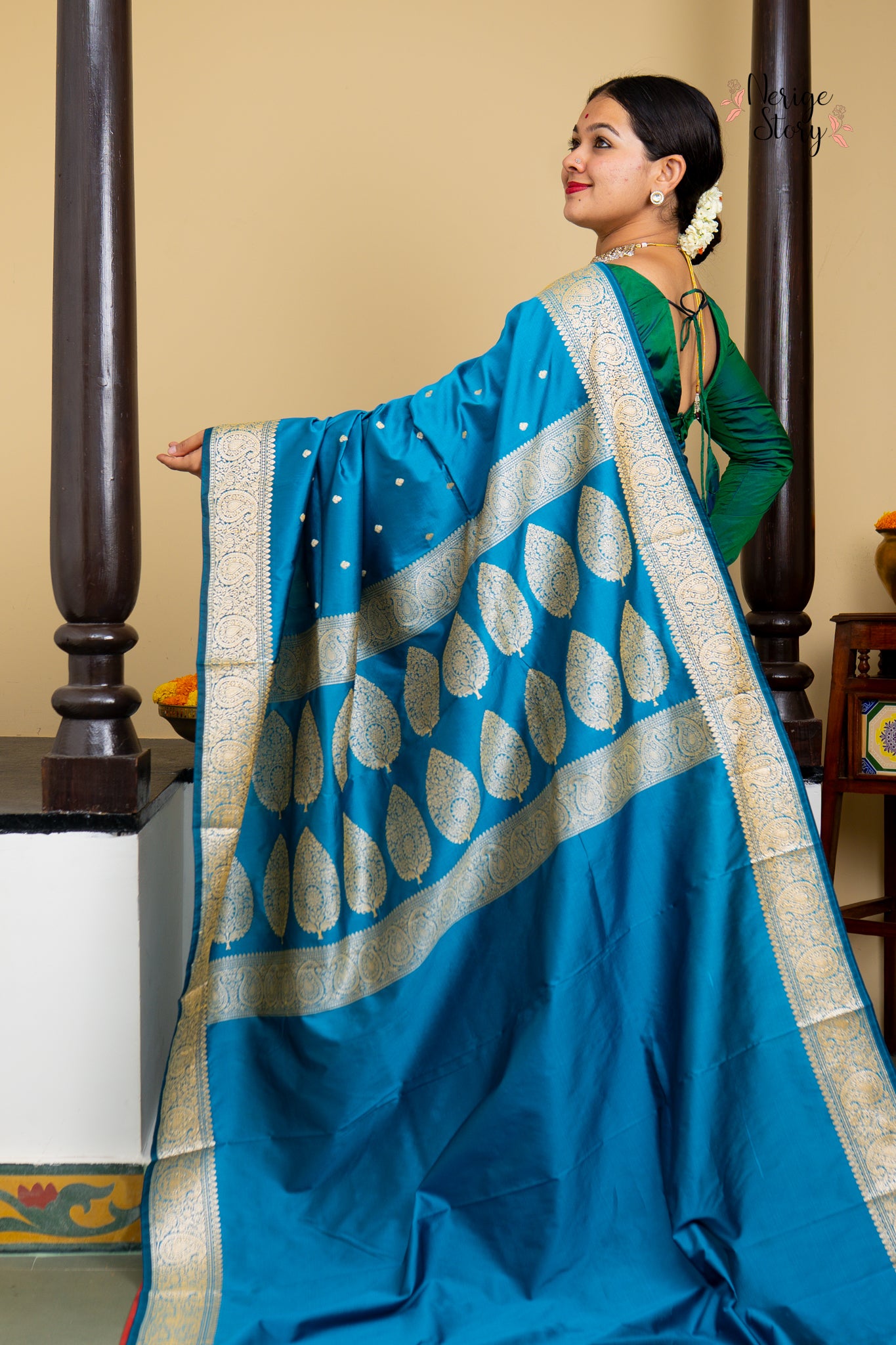 INAYA (इनाया)