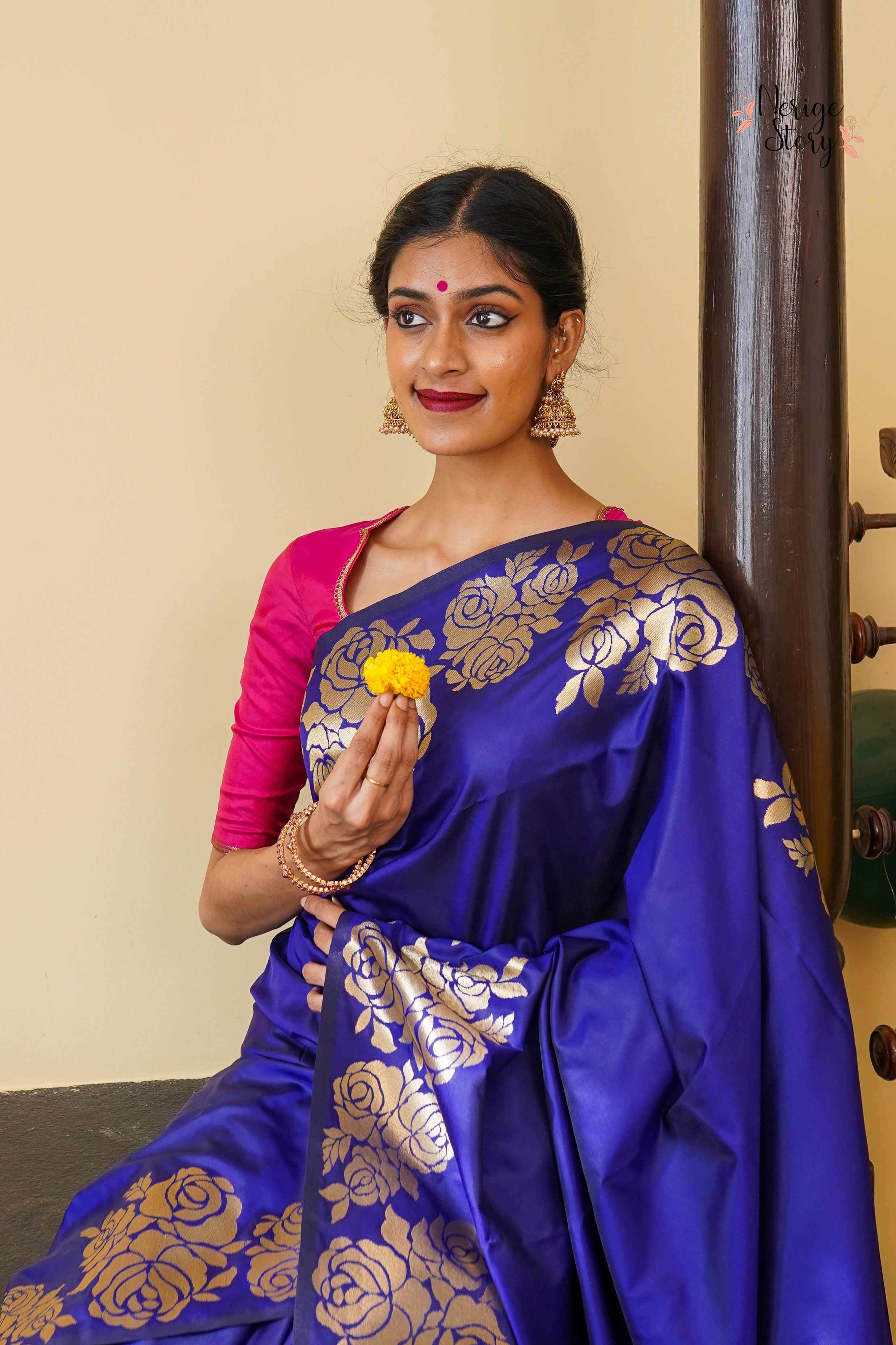 PARVIKA (पार्विका)