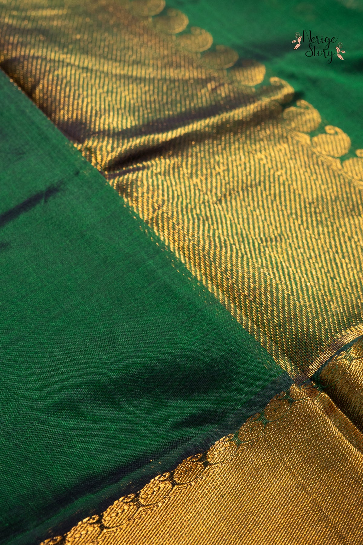 MEENAKSHI (ಮೀನಾಕ್ಷಿ)