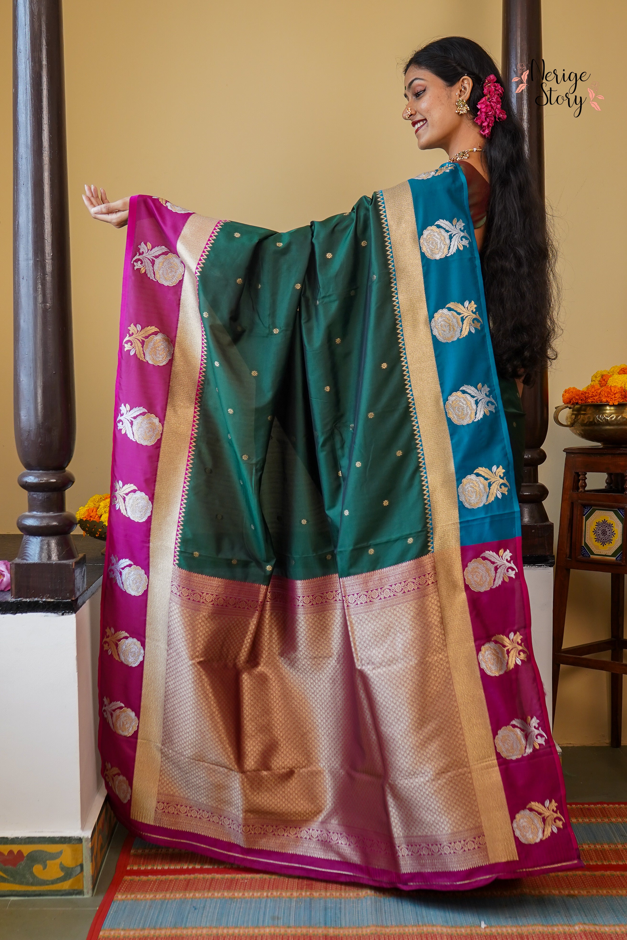 PANKHURI (पंखुरी)