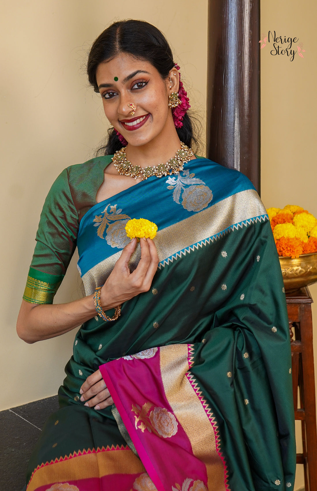 PANKHURI (पंखुरी)