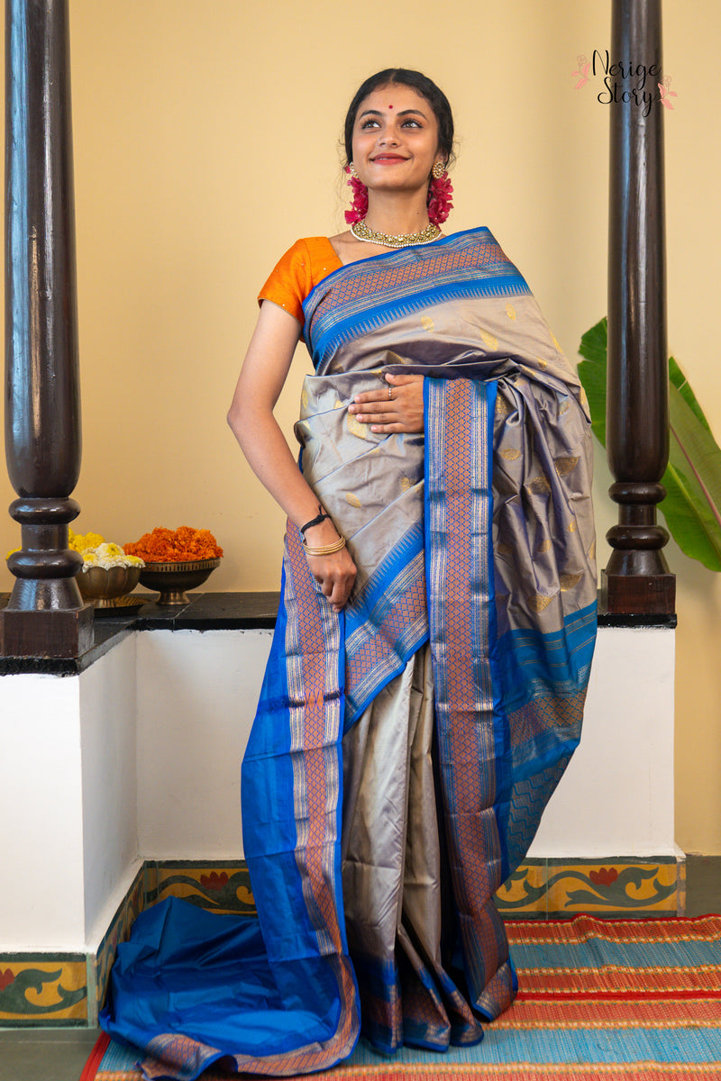NAVYASHREE (ನವ್ಯಶ್ರೀ)
