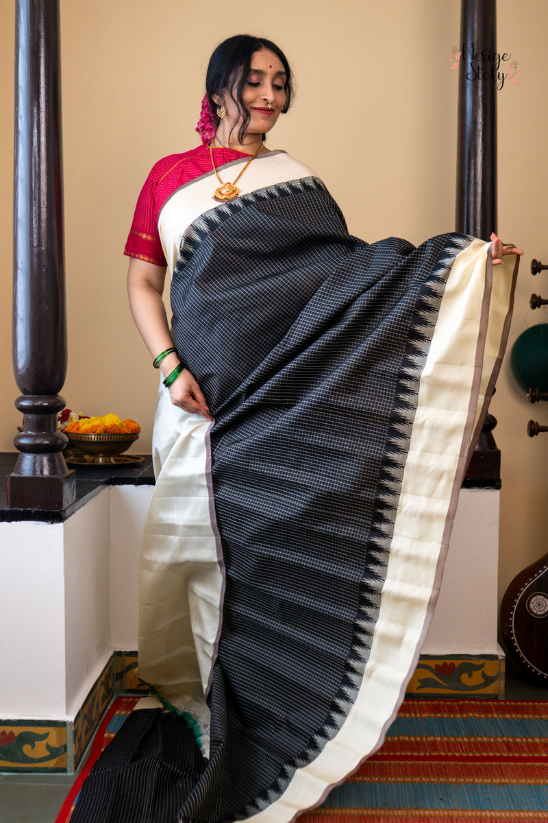 RAJAVARNIKA (రాజవర్ణిక)
