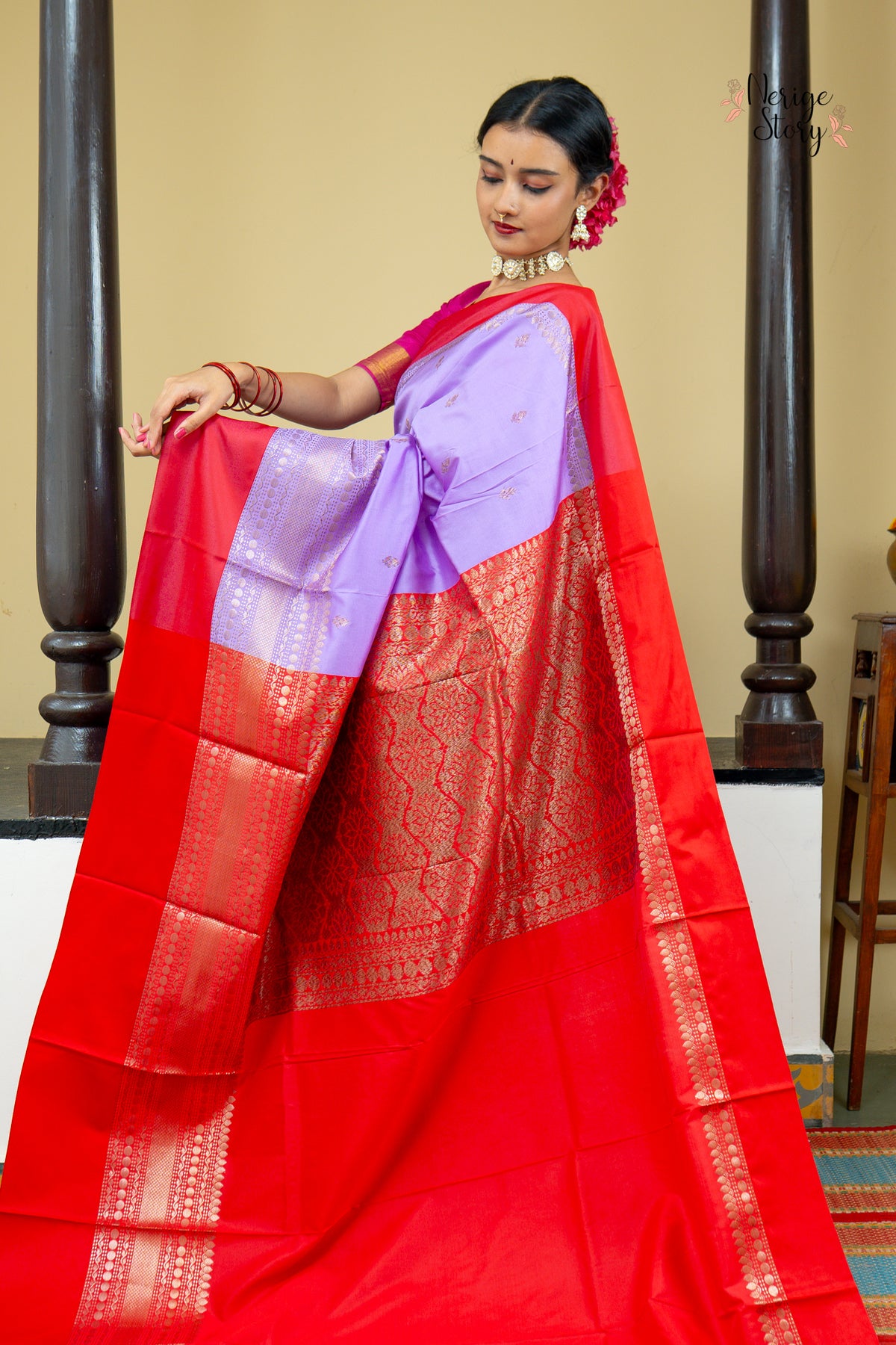 IYANNA (इयान्ना)