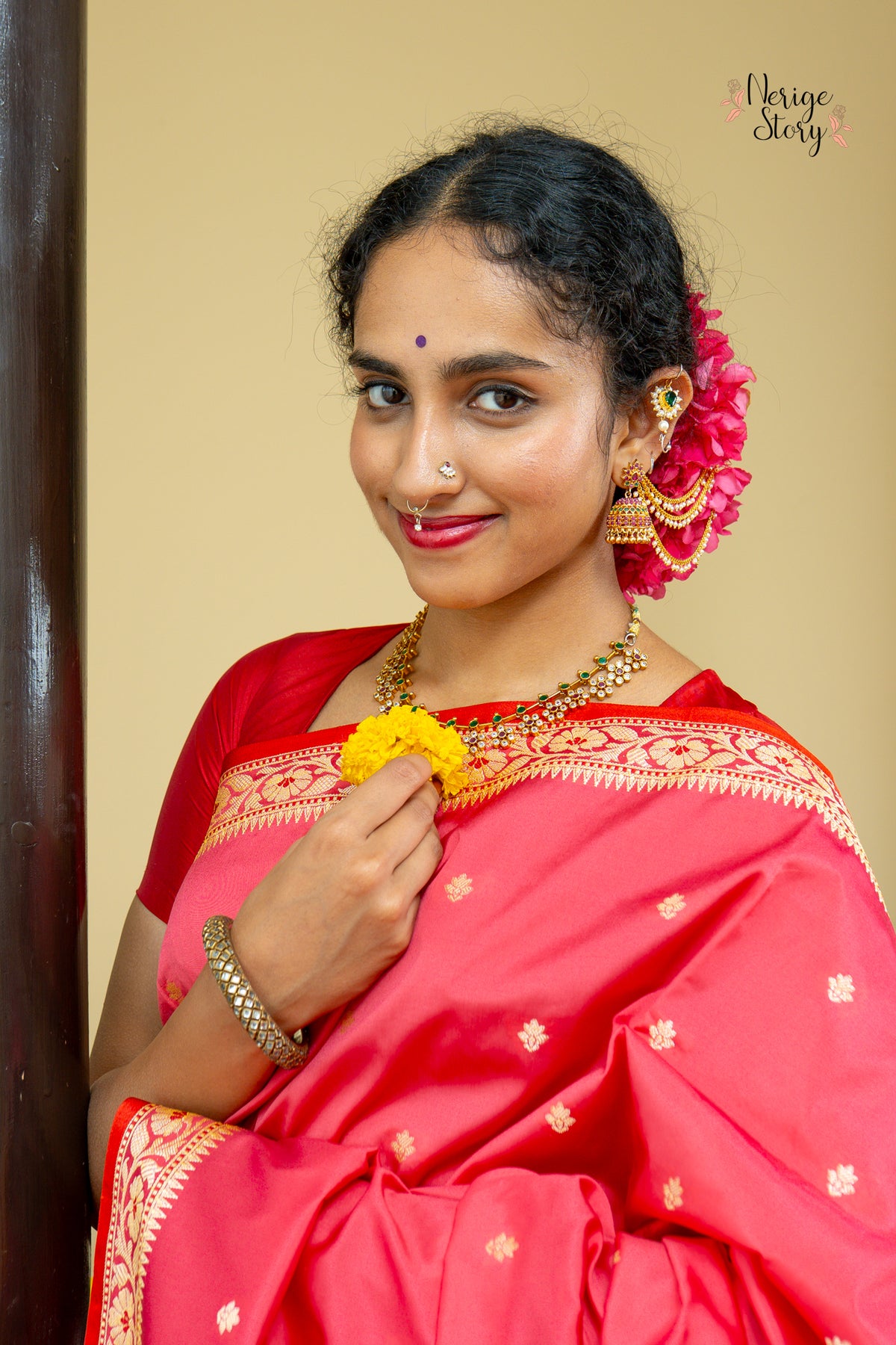 CHITRAKSHI (चित्राक्षी)