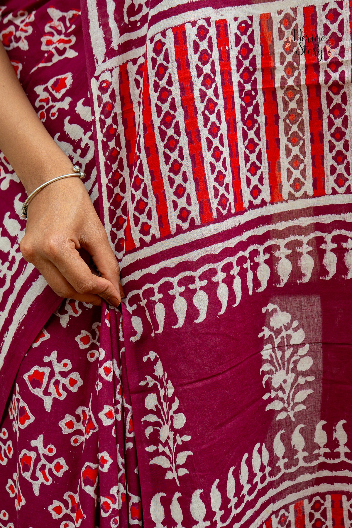 RAJLAKSHMI (राजलक्ष्मी)