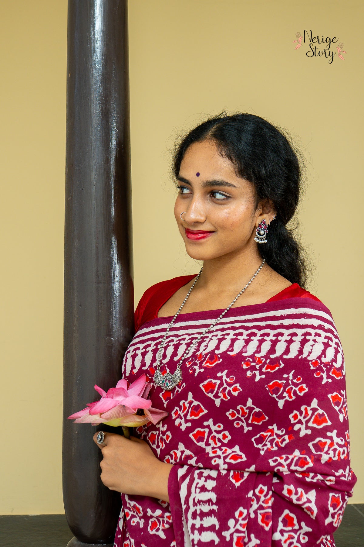 RAJLAKSHMI (राजलक्ष्मी)