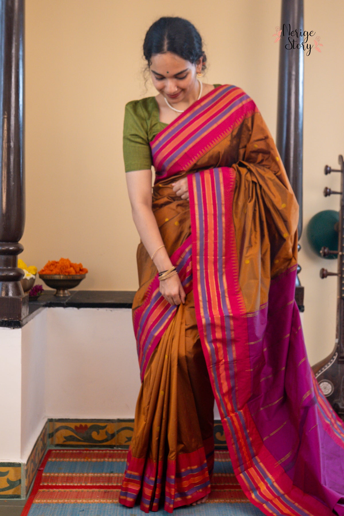 ANITHA SREE (ಅನಿತಾ ಶ್ರೀ)