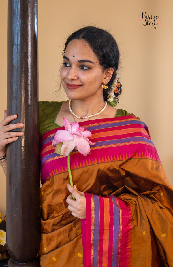 ANITHA SREE (ಅನಿತಾ ಶ್ರೀ)