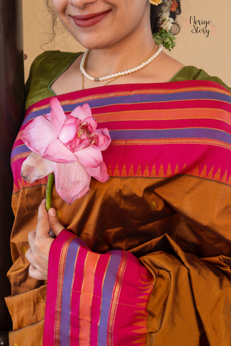 ANITHA SREE (ಅನಿತಾ ಶ್ರೀ)
