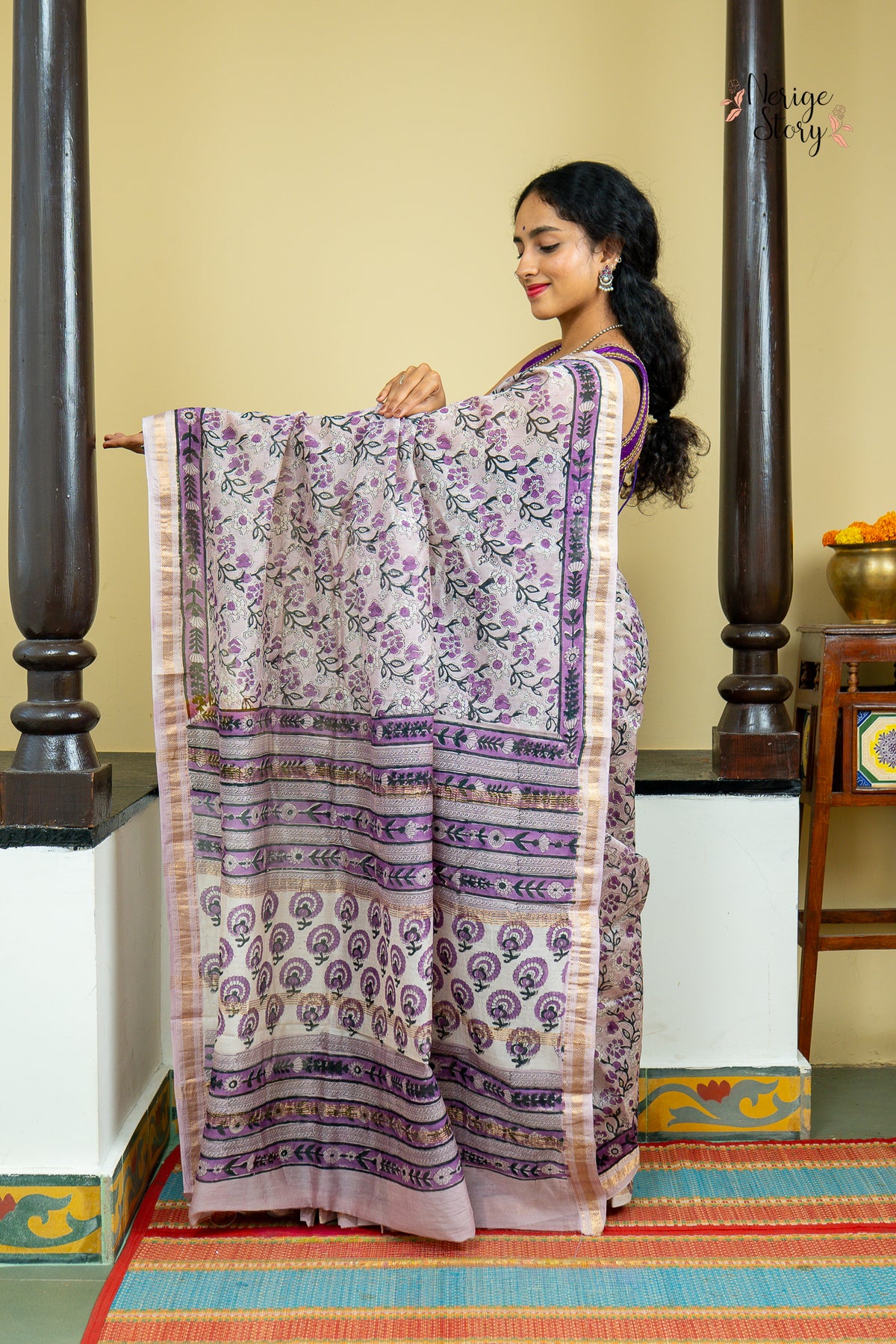 MINAKSHI (मीनाक्षी)