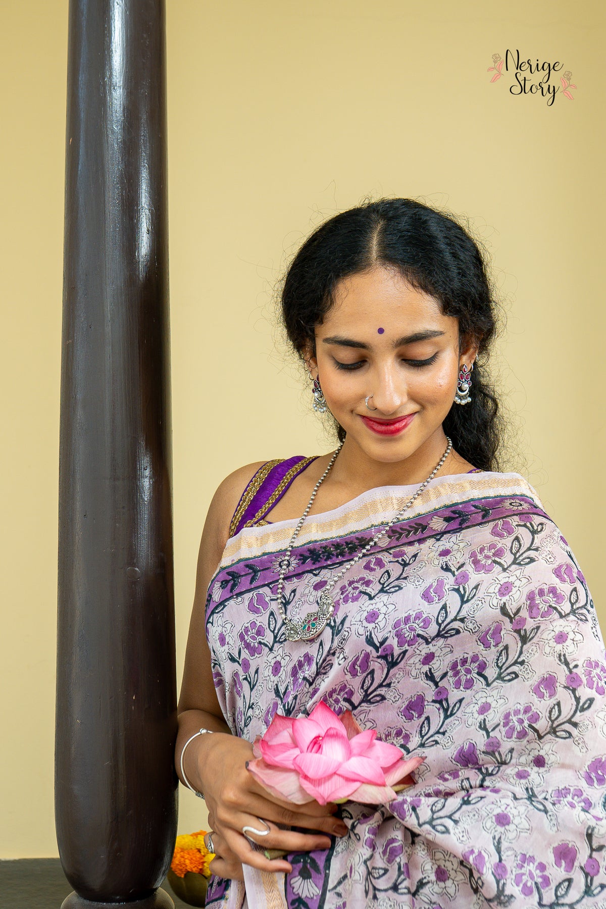 MINAKSHI (मीनाक्षी)