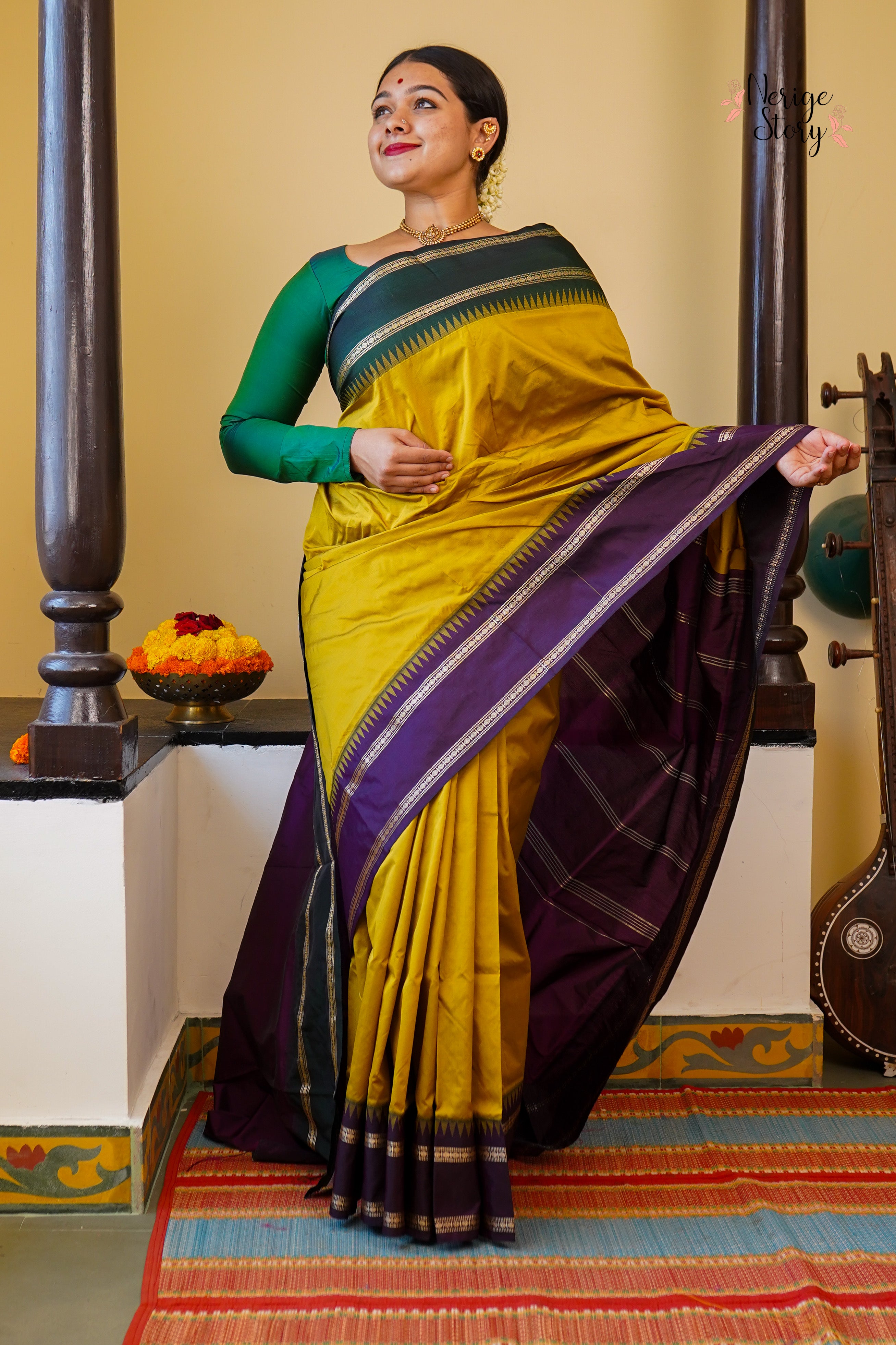 MAYUKHI (ಮಯೂಕಿ)