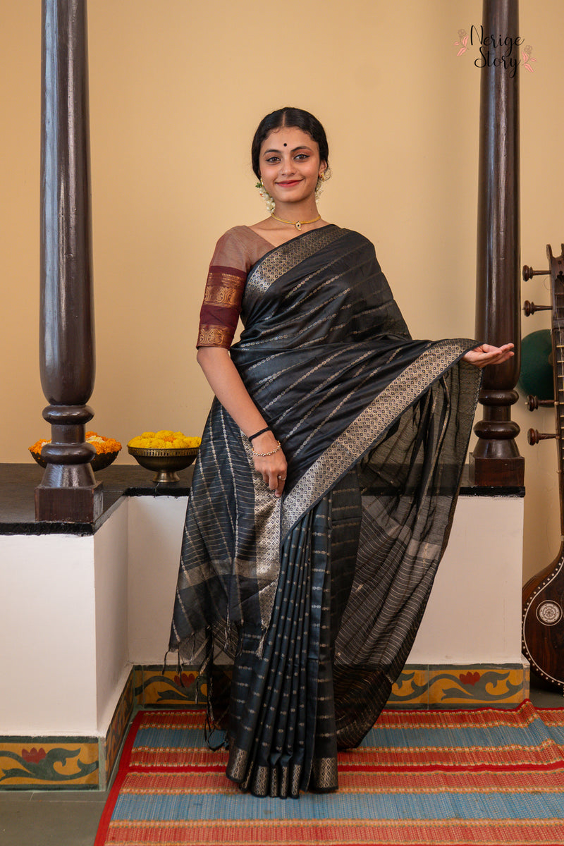 NEELA KAMAL (नील कमल)