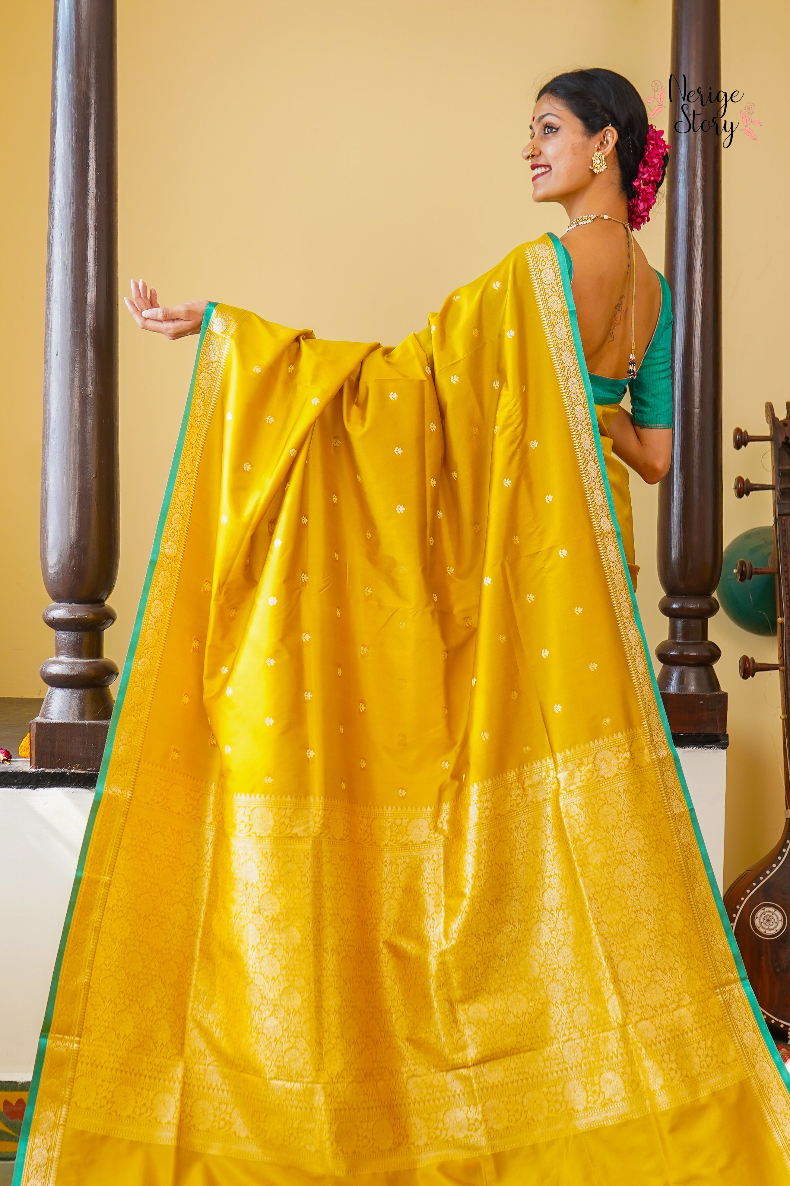 SURANJANA (सुरंजना)