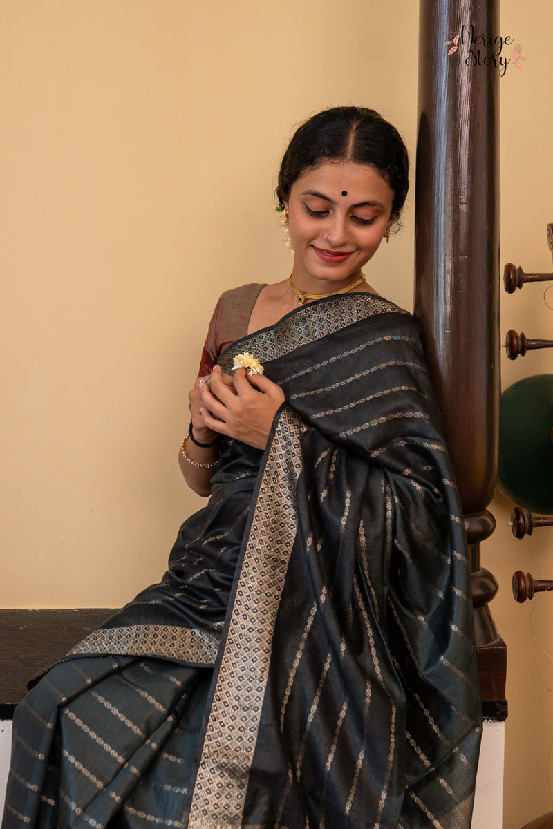 NEELA KAMAL (नील कमल)