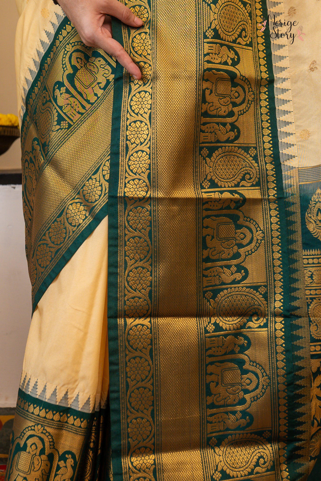 DHANASHRI (ധനശ്രി)