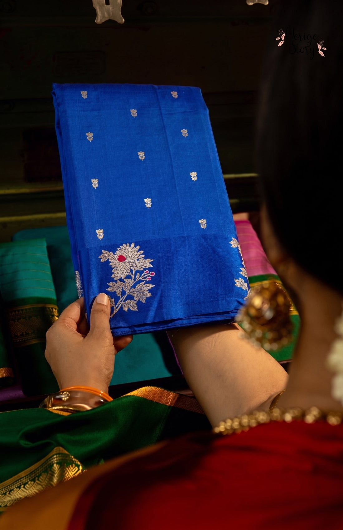 AHANAJA (अहनजा)