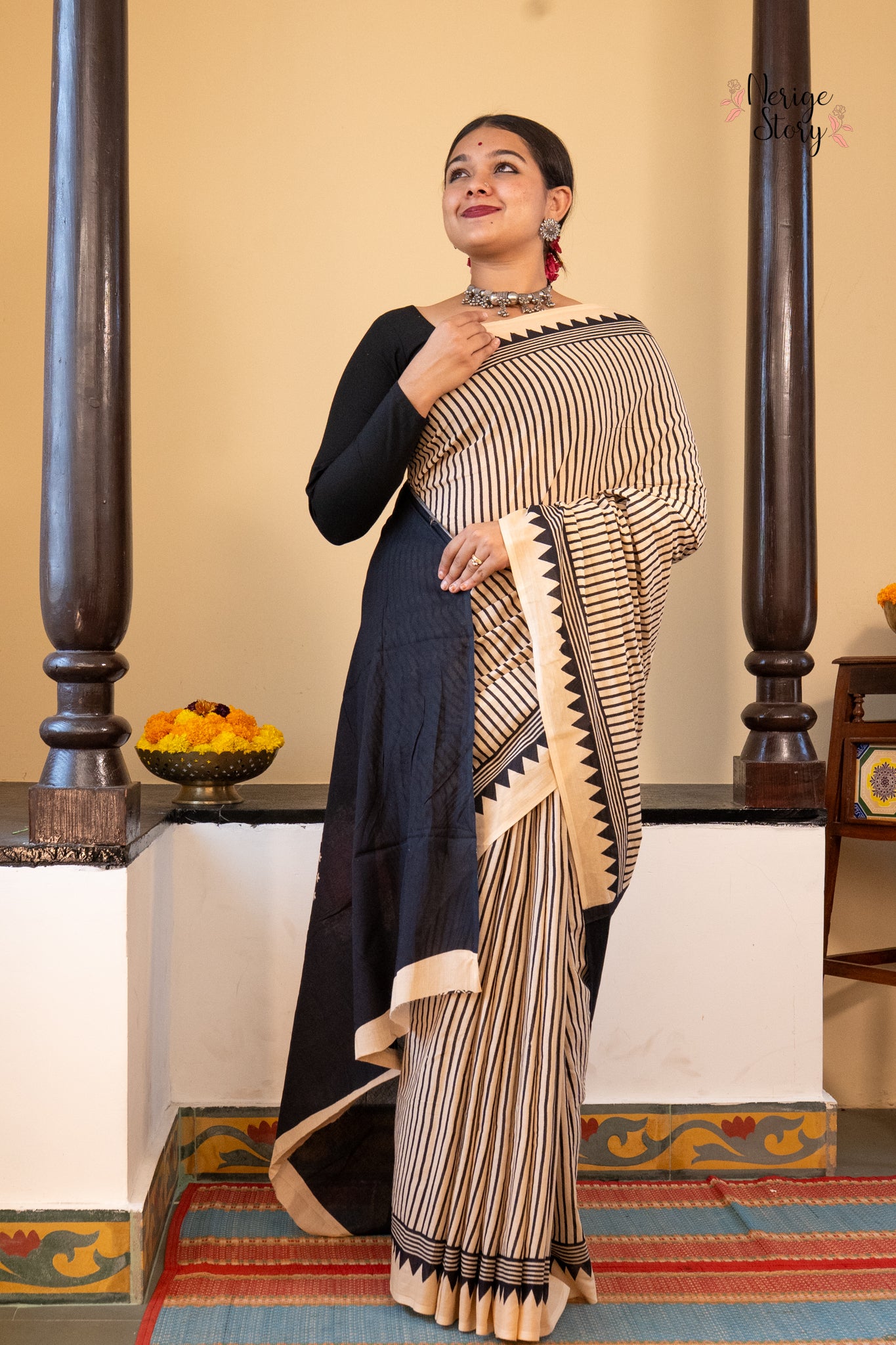 MAYUKHINI (मयुखिनी)