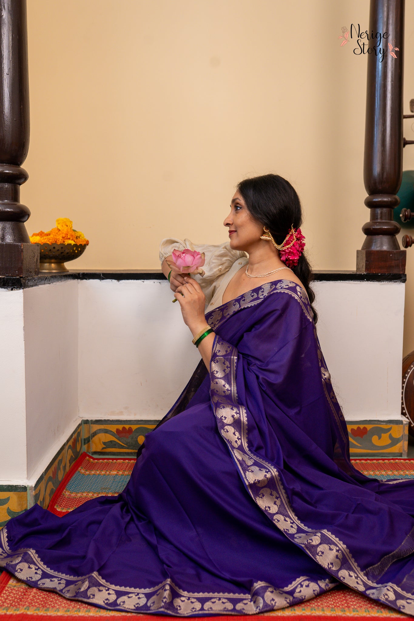 DHARUNIKA (ಧಾರುನಿಕಾ)