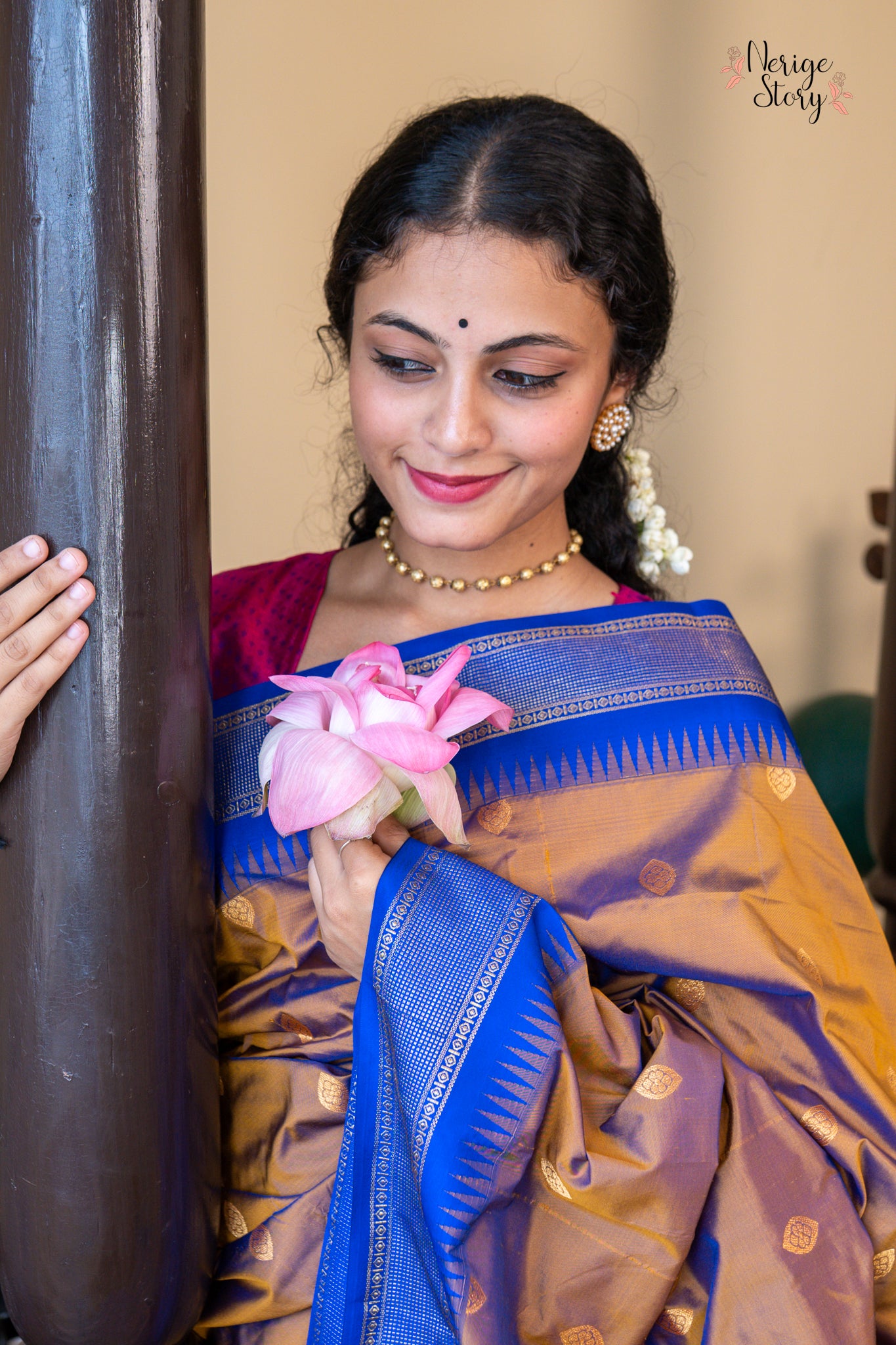 MADHUCHITHRA (ಮಧುಚಿತ್ರಾ)