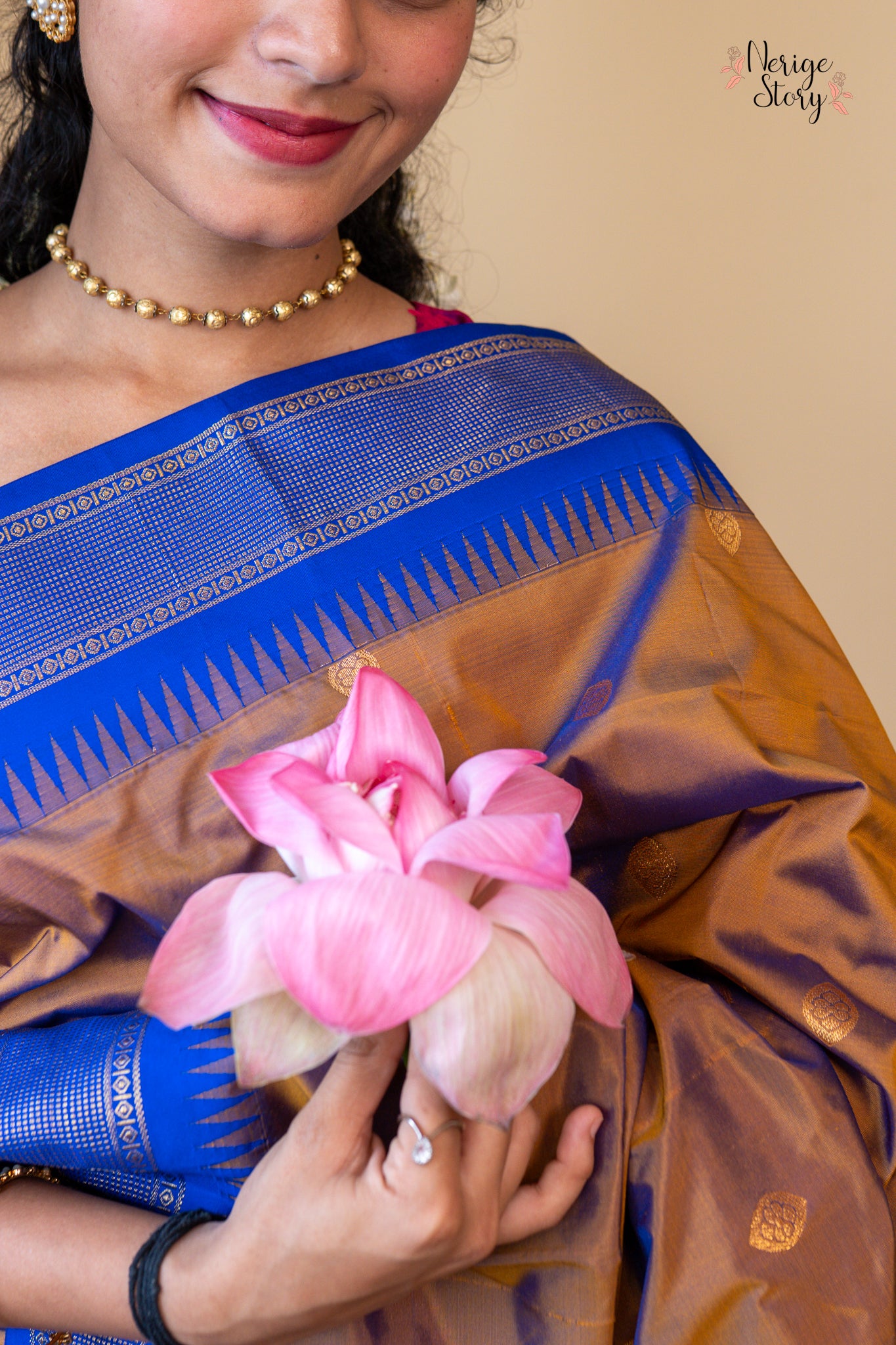 MADHUCHITHRA (ಮಧುಚಿತ್ರಾ)