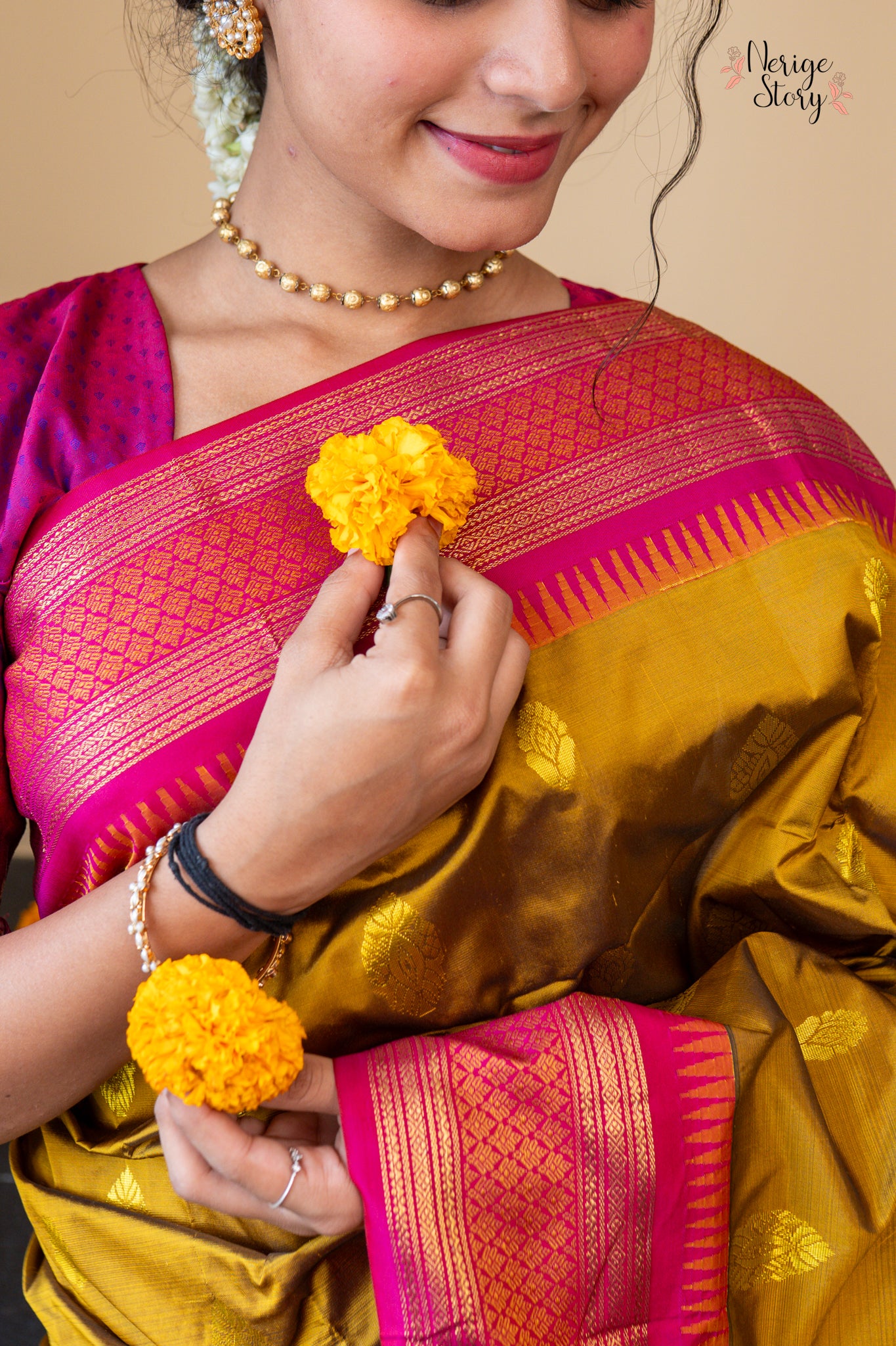 MRINMAYEE (ಮೃಣ್ಮಯೀ)