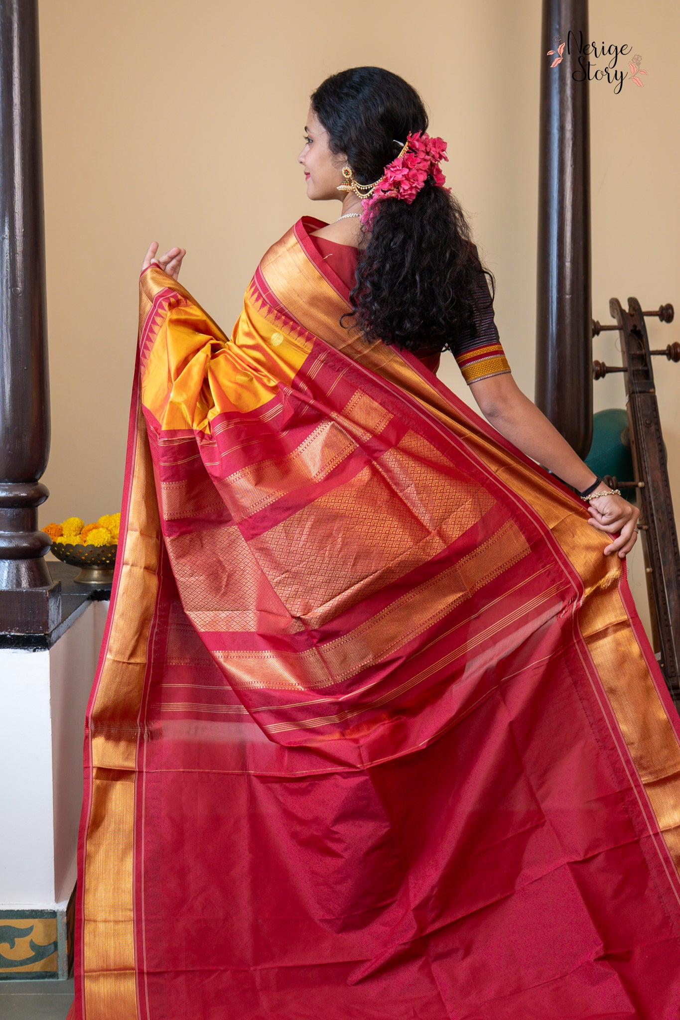 NAINIKA (ನೈನಿಕಾ)