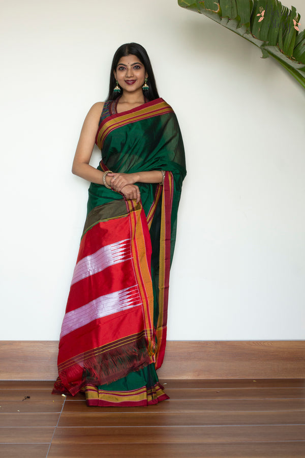 Buy Ilkal Saree With All Over Star Design Traditional Ilkal Online in India  - Etsy